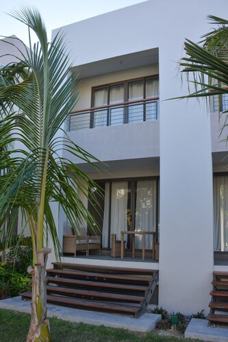 La Residence By Horizon Holidays,