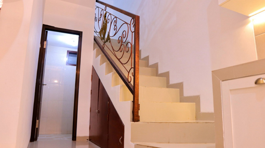 Public Area 5, Exclusive Villa Heinbill 2 Estate 5 Bedroom, Malang