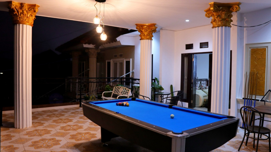 Exclusive Villa Heinbill 2 Estate 5 Bedroom, Malang