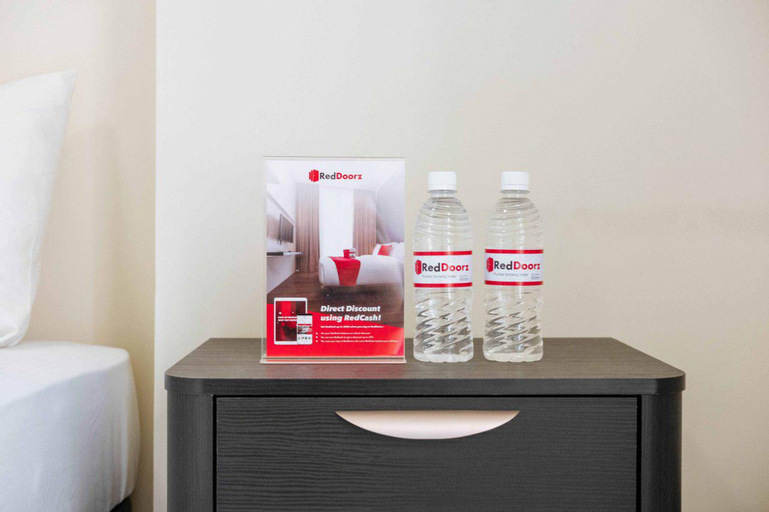 RedDoorz Apartment @ Padina Soho and Residence, Tangerang