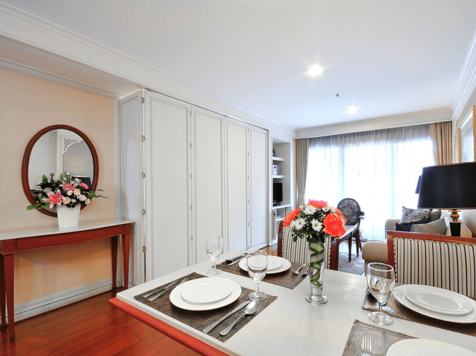 Dining Room 5