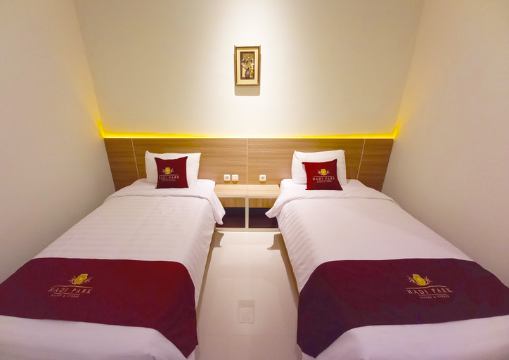 Hadi Park Room Type - Twin Room