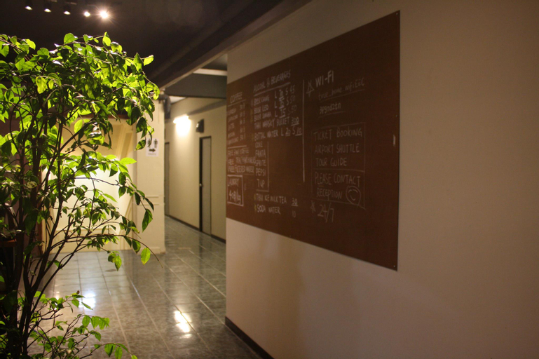 The Mixx Hostel, Phra Nakhon