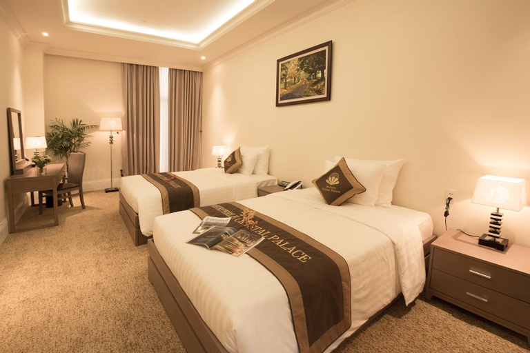 MerPerle Crystal Palace Hotel, Quận 7