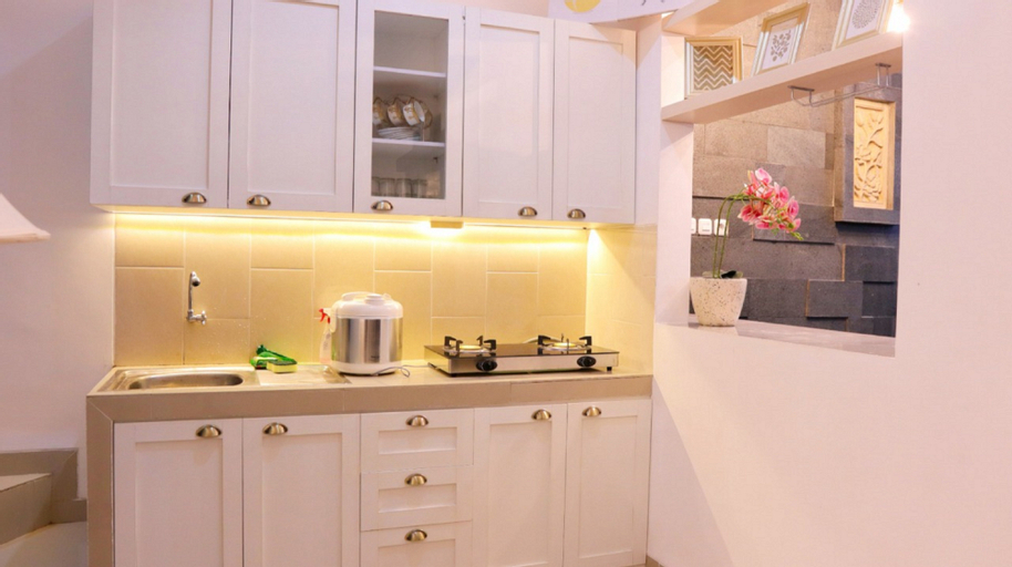 Exclusive Villa Heinbill 2 Estate 5 Bedroom, Malang