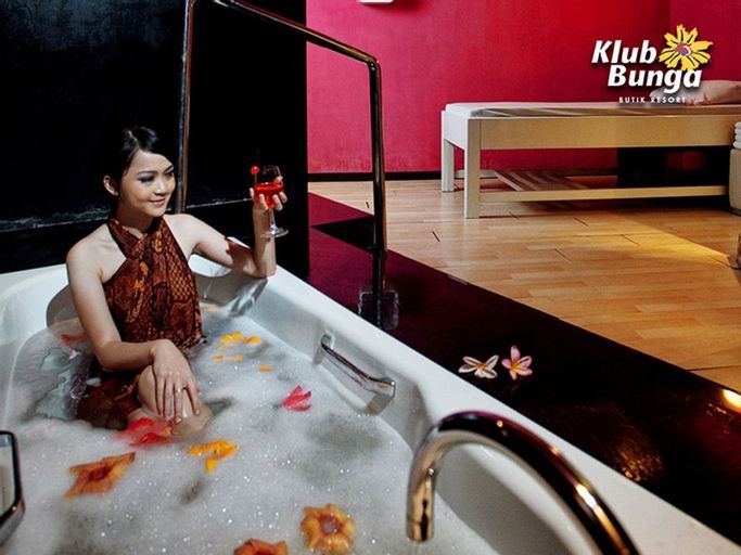 Klub Bunga Butik Resort, Malang