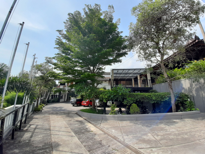 Exterior & Views 2, Front One Resort Jogja, Yogyakarta