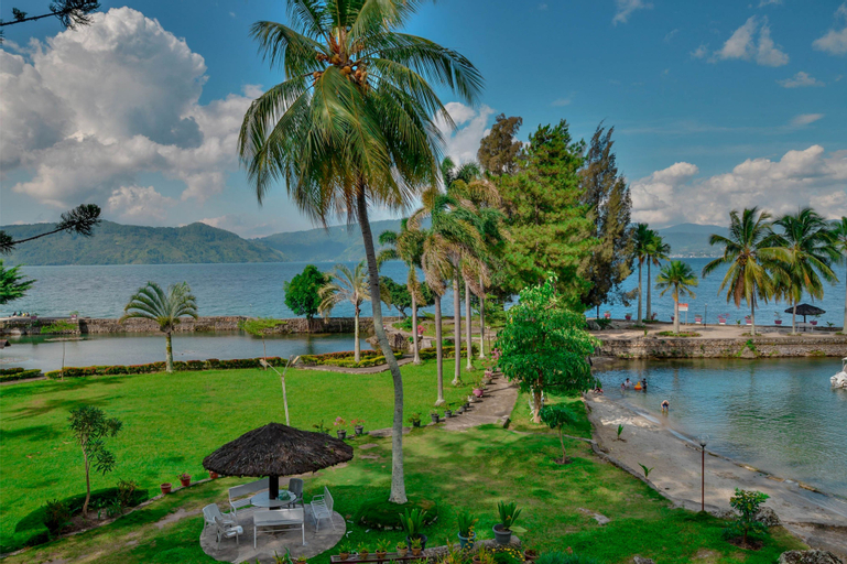 Exterior & Views 5, Silintong Hotel, Samosir