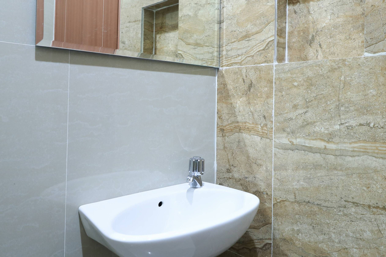 D Rainbow West Homestay, Surabaya