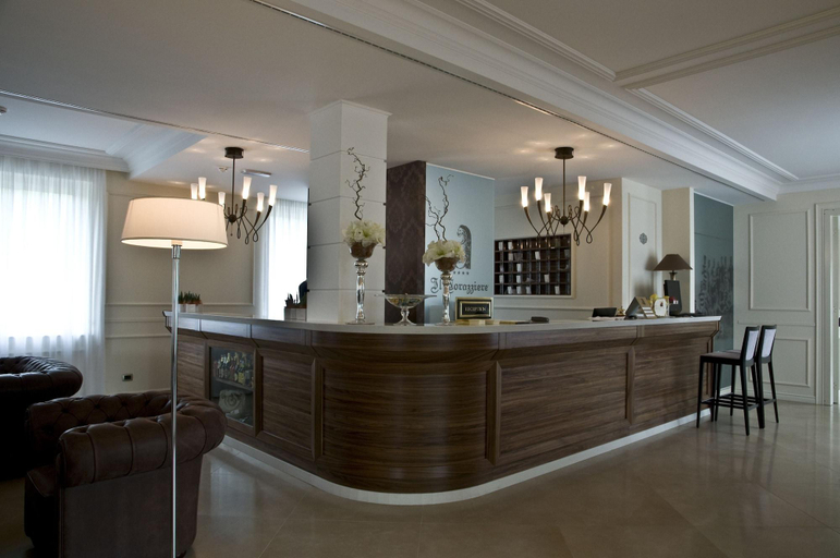 Public Area 4, Hotel Ristorante Il Corazziere, Como