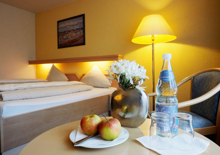 Bedroom 4, Kurhotel Panland, Passau