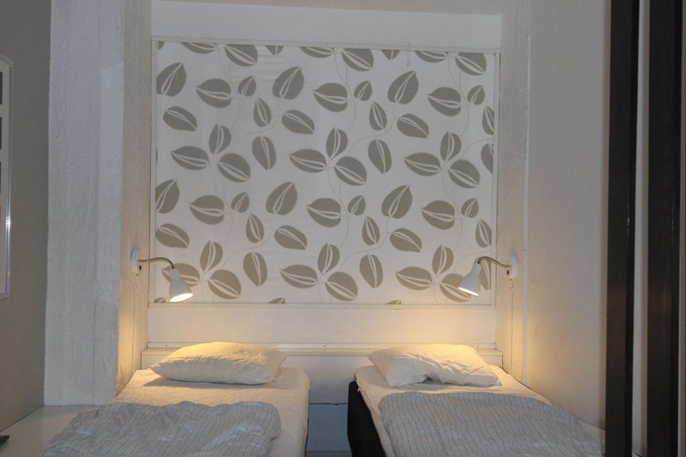 Bathroom 5, Skanstulls Hostel Stockholm, Stockholm