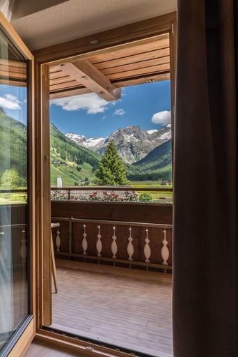 Bedroom 3, Berghotel Alpenrast, Bolzano
