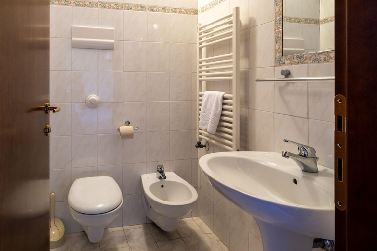 Bathroom 4, Villa Sara, Venezia