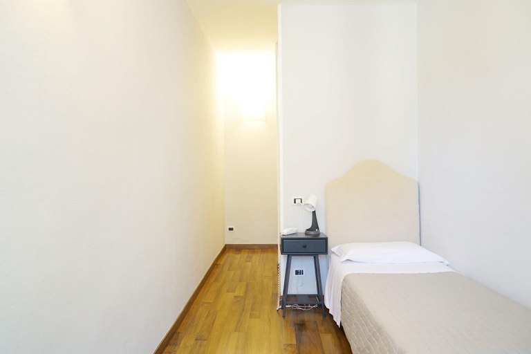 Bedroom 3, Albergo Moderno, Lucca