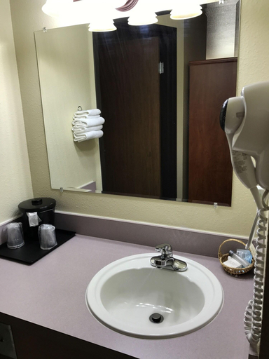 Bathroom 4, Fairbridge Inn and Suites Kellogg, Shoshone