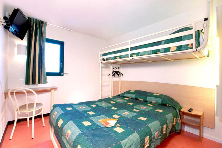 Bedroom 2, Premiere Classe Dunkerque Sud, Nord