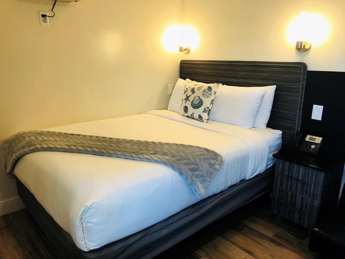 Bedroom 2, Caribbean Resort Suites, Broward