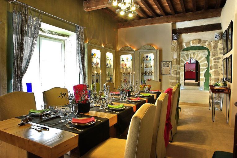 Food & Drinks, Artishow, Vaucluse