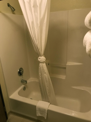 Bathroom 4, Fairbridge Inn and Suites Kellogg, Shoshone