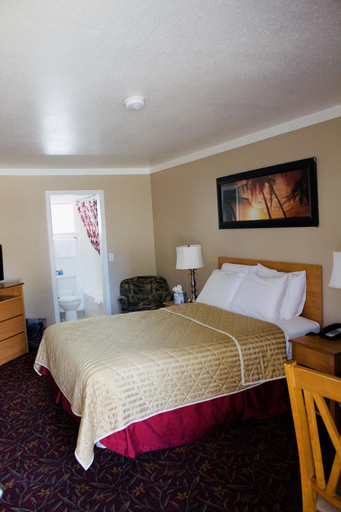 Bedroom 4, Cascade Lodge, Deschutes