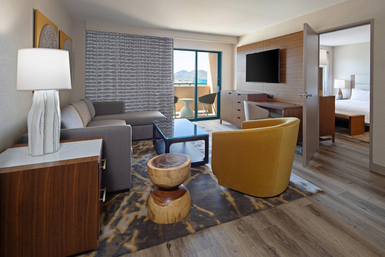 Bedroom 3, Marriott Tucson University Park, Pima
