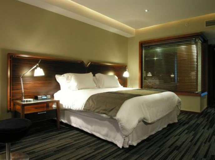 Bedroom 3, Hotel Dreams Pedro de Valdivia, Valdivia