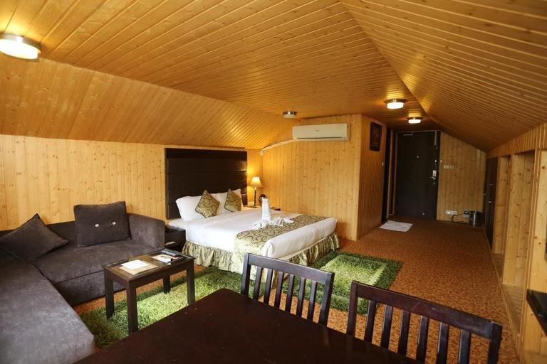 Bedroom 2, Hotel Pine Spring Gulmarg, Baramulla