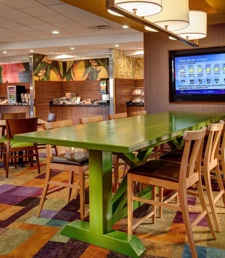 Food & Drinks 4, Fairfield Inn & Suites Dickson, Dickson