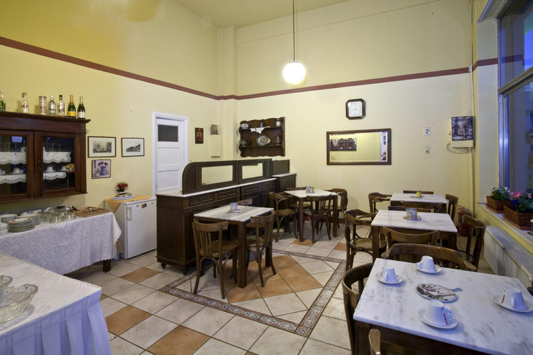 Others, Vassilikon Hotel, Peloponnese