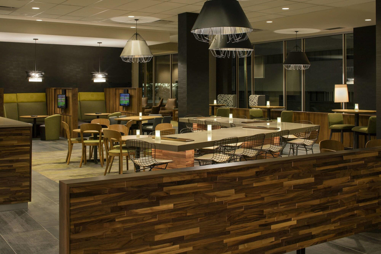 Food & Drinks 5, Courtyard By Marriott Prince George, Fraser-Fort George