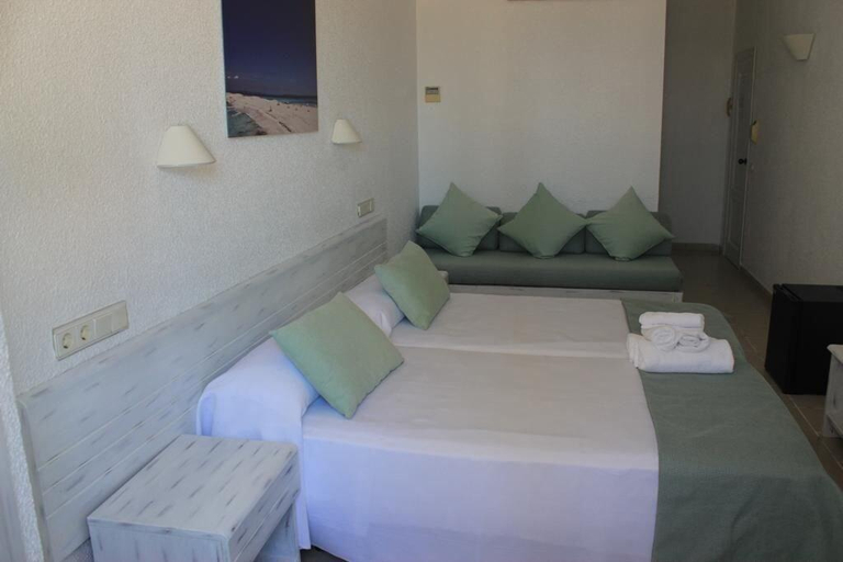 Bedroom 3, Bellavista, Baleares