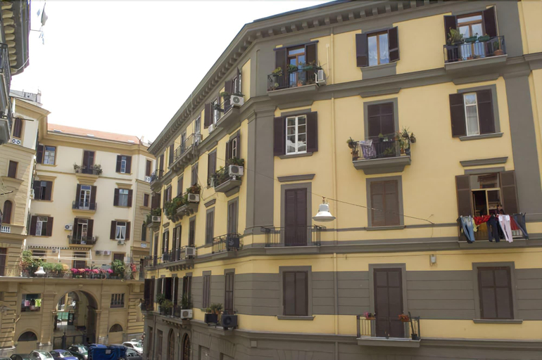 Exterior & Views 2, B&B Carafa Suite, Napoli