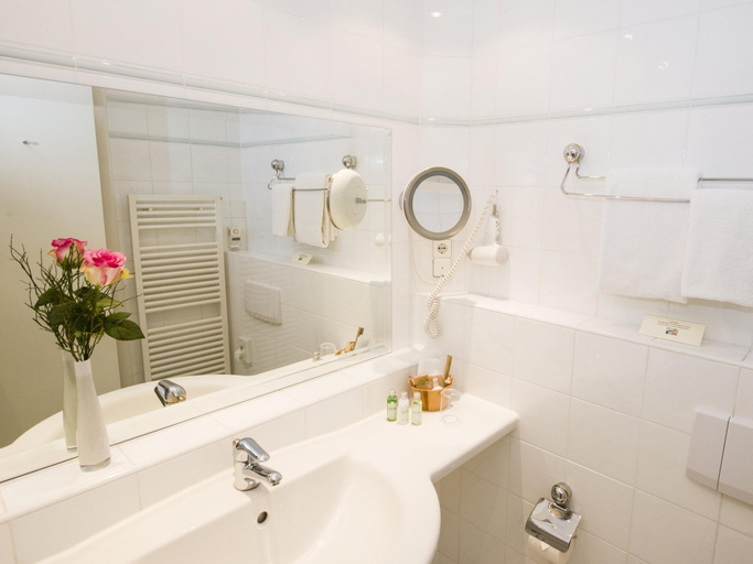 Bathroom 4, Egerner Höfe, Miesbach