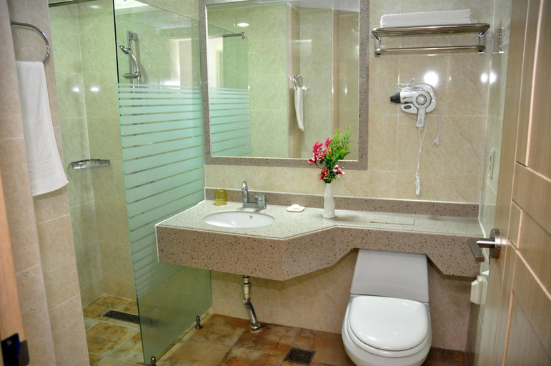Bathroom 5, Shinsung Resort, Seogwipo