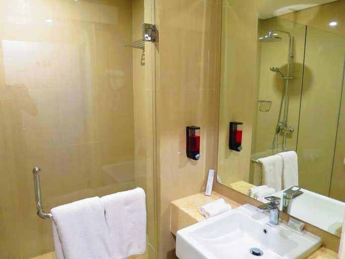 Bathroom 5, Ibus Beach Hotel, Karangasem