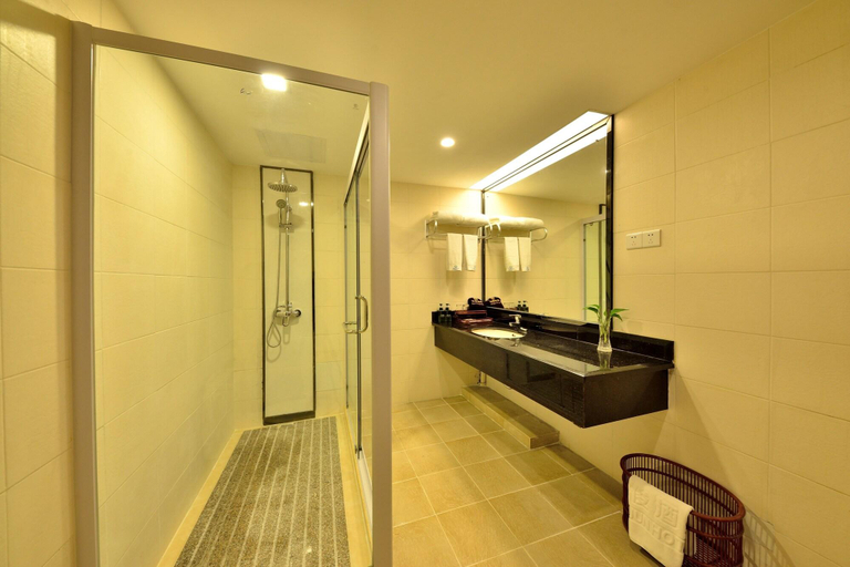 Bathroom 4, HaiJun Hotel, Guangzhou