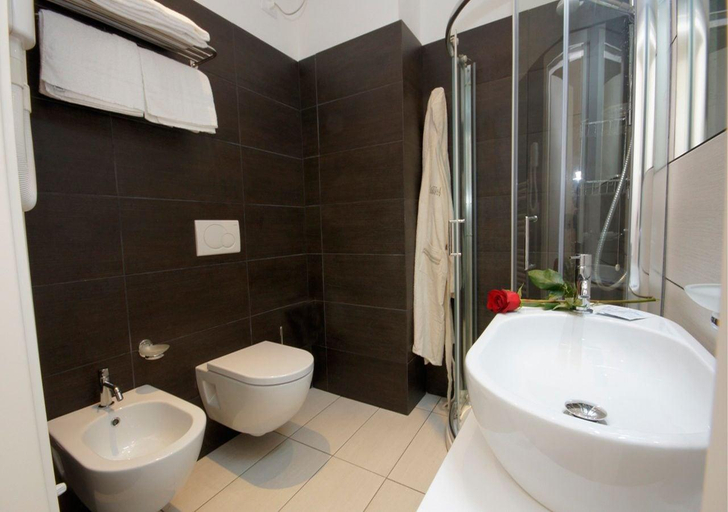 Bathroom, Hotel Aragosta, Rimini