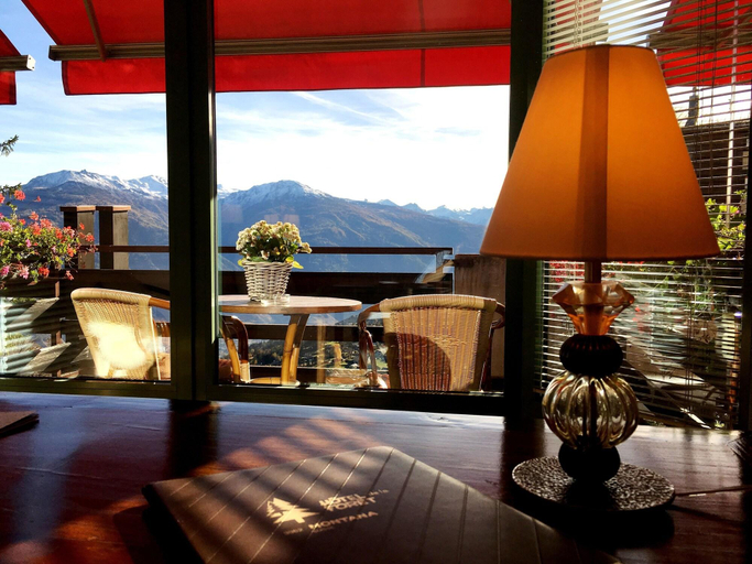 Bedroom 3, Hôtel de la Forêt, Sierre