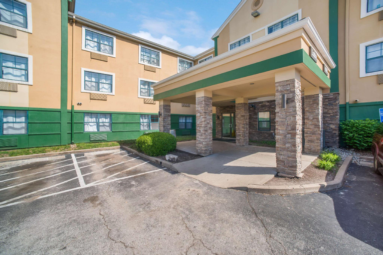 Exterior & Views 1, HomeTowne Studios by Red Roof St. Louis - Airport/ N Lindbergh, Saint Louis