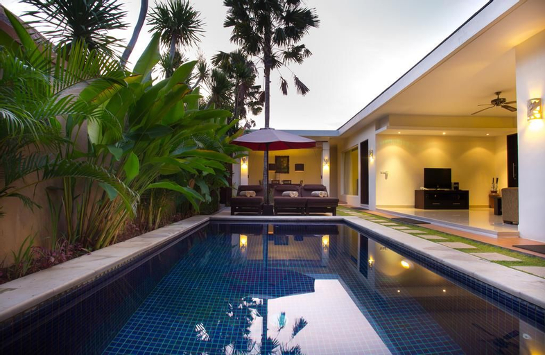 Swimming Pool 3