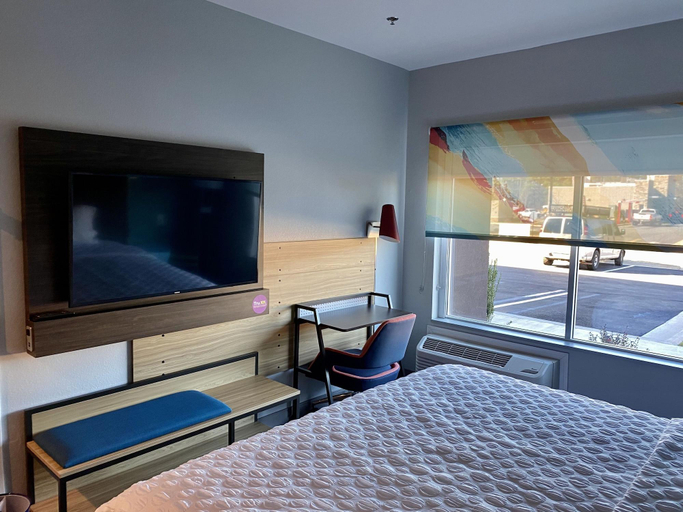 Bedroom 3, Tru by Hilton Greensboro Lake Oconee, Greene