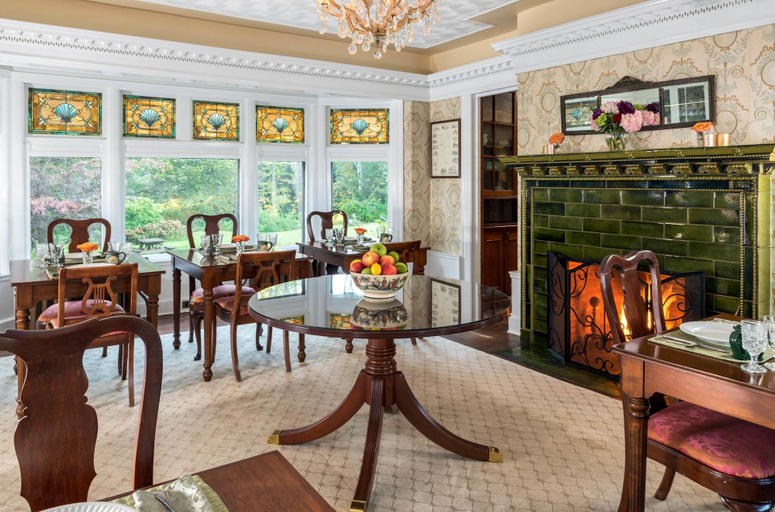 Food & Drinks 5, Manor House Bed & Breakfast, Litchfield