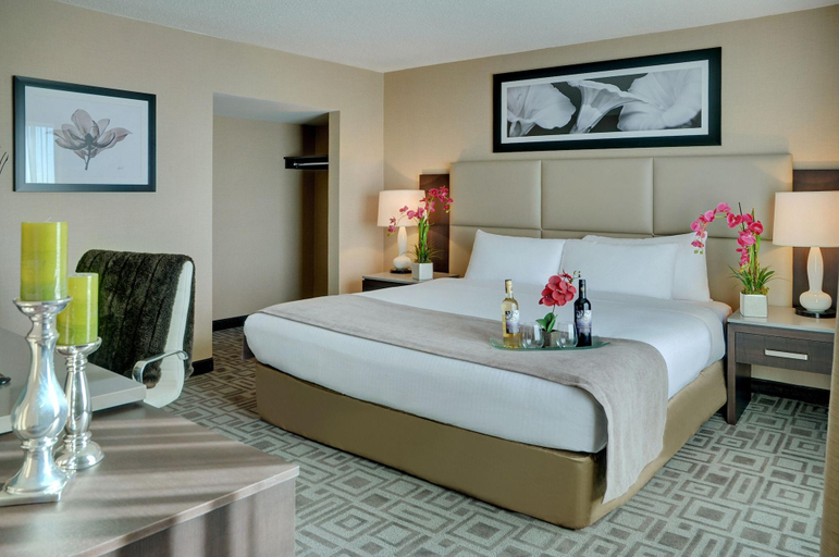 Bedroom 3, Pomeroy Hotel & Conference Centre, Division No. 19