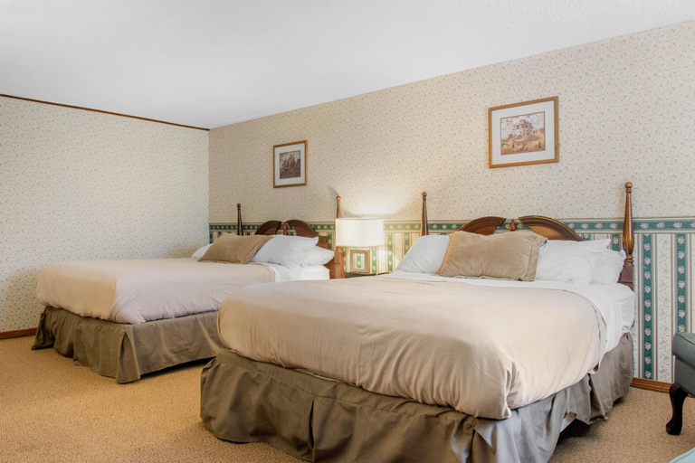 Bedroom 4, Coachman Inn, York