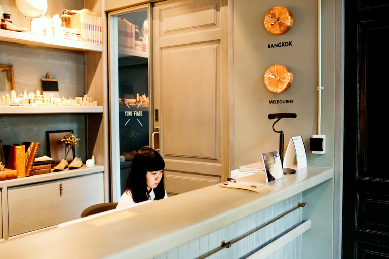 Public Area 2, Oneday Hostel Sukhumvit 26, Khlong Toey