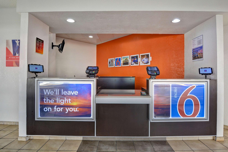 Public Area 3, Motel 6 Destin, Okaloosa