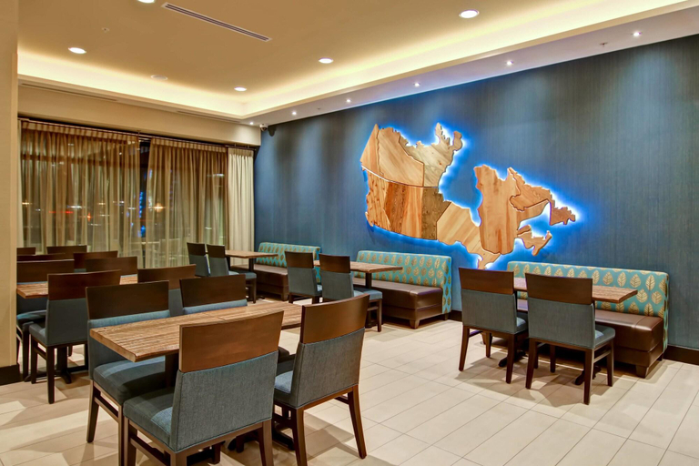Food & Drinks 5, TownePlace Suites Kincardine, Bruce