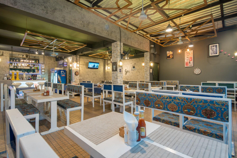Food & Drinks 5, Amarin Residence Patong, Phuket Island