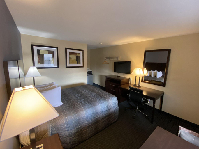 Bedroom 3, Golden Hill Inn Danbury, Fairfield
